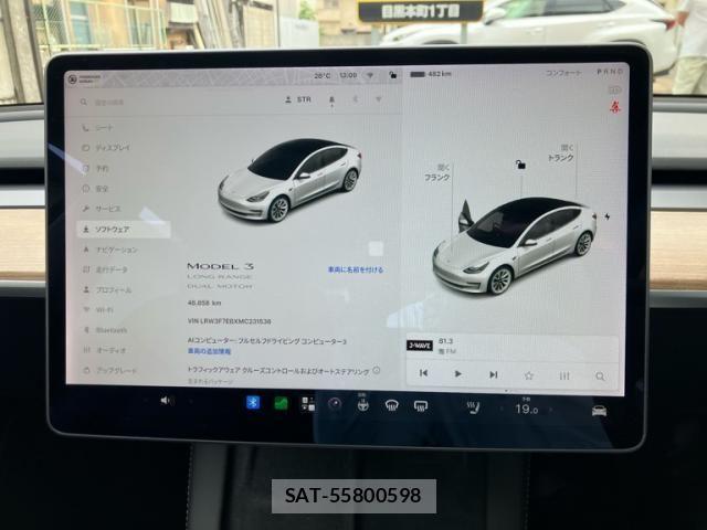 Tesla MODEL 3 2021-06 7458417-14