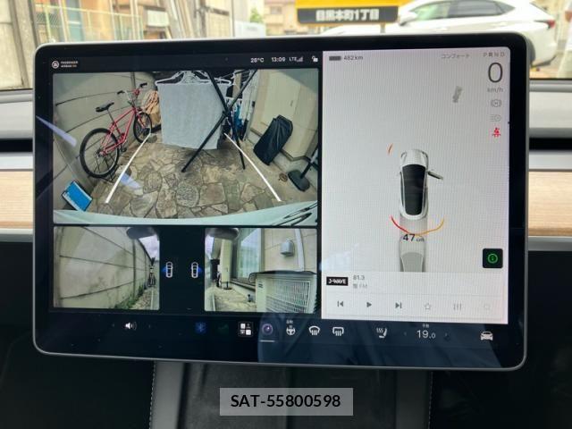 Tesla MODEL 3 2021-06 7458417-15