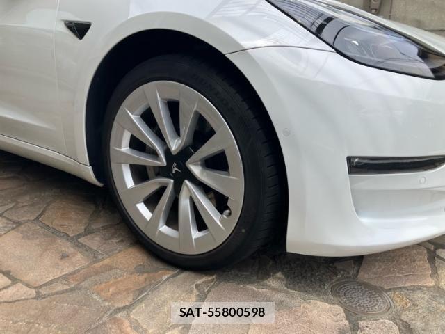 Tesla MODEL 3 2021-06 7458417-3