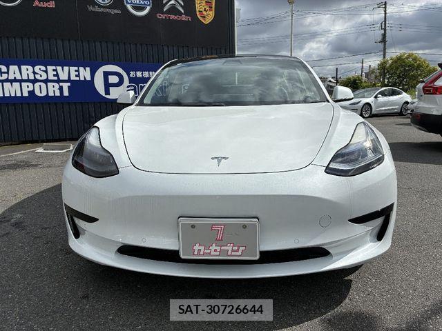 Tesla MODEL 3 2022-06 7510277-24