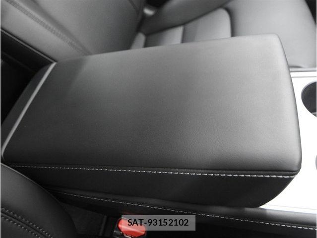Tesla MODEL 3 2021-03 7503242-22