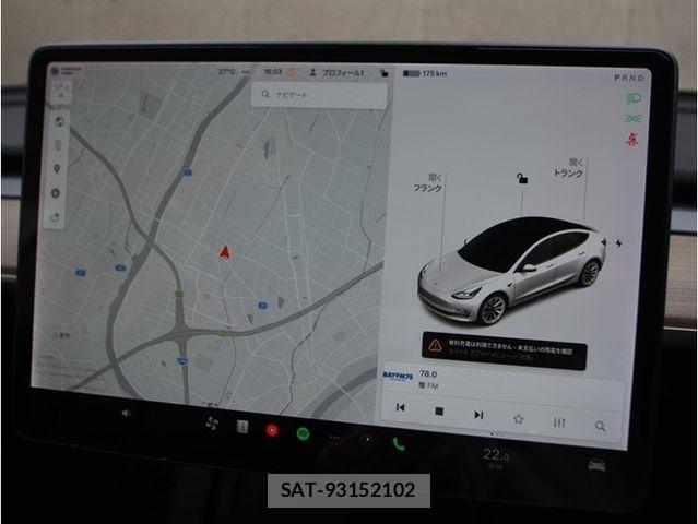 Tesla MODEL 3 2021-03 7503242-28