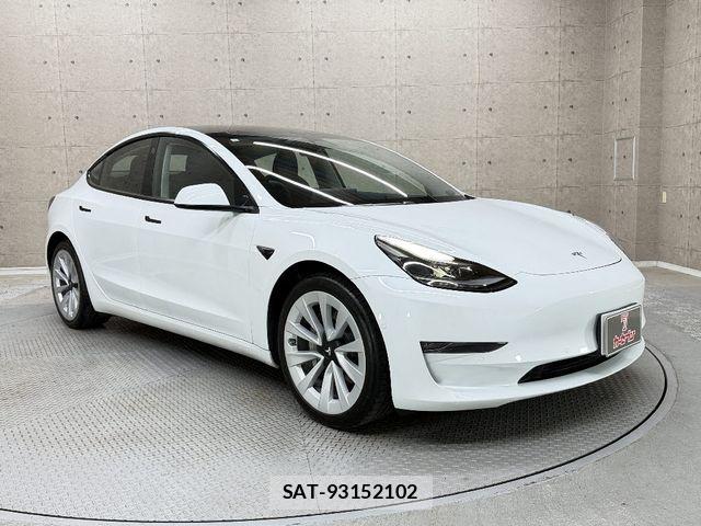 Tesla MODEL 3 2021-03 7503242-7