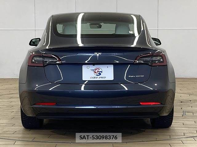 Tesla MODEL 3 2021-08 7503241-14