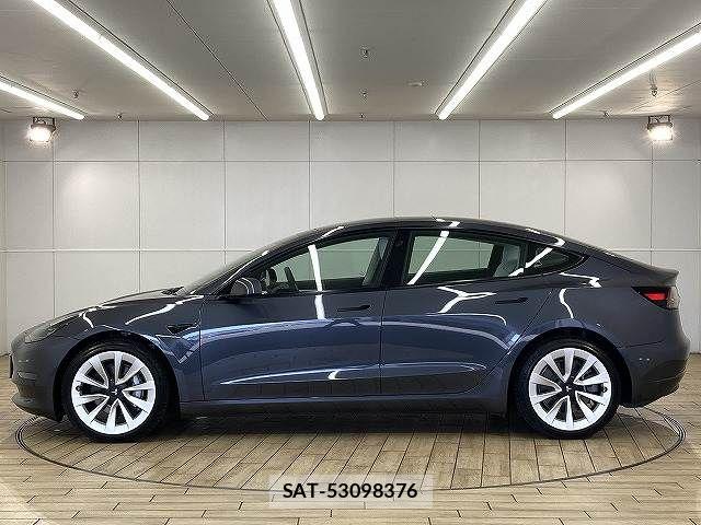 Tesla MODEL 3 2021-08 7503241-15