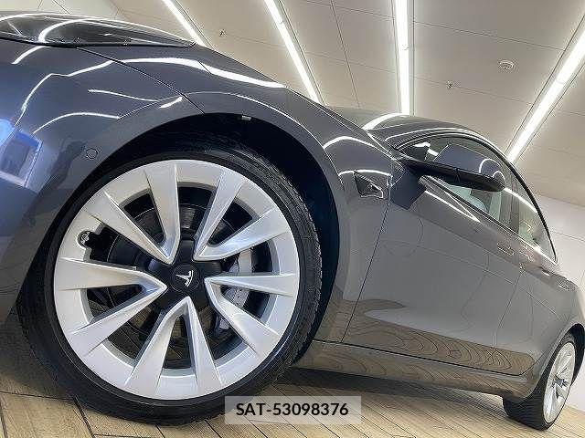 Tesla MODEL 3 2021-08 7503241-18