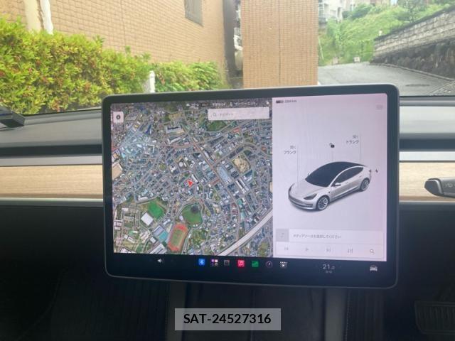 Tesla MODEL 3 2020-12 7620815-11