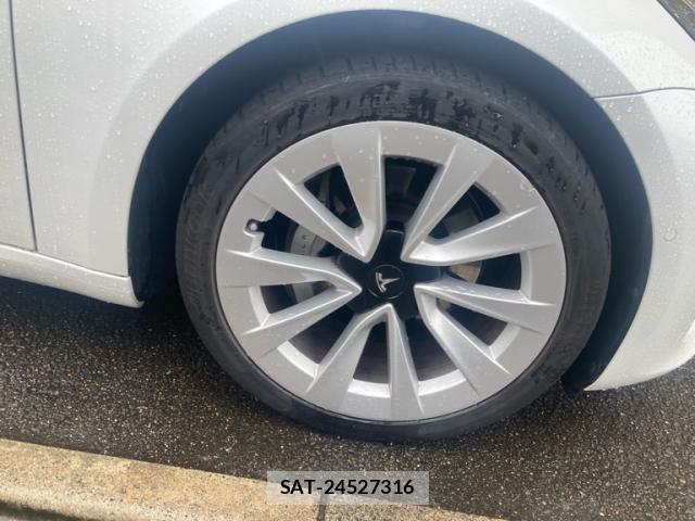 Tesla MODEL 3 2020-12 7620815-6