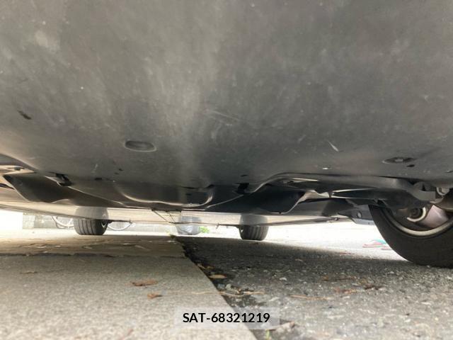 Tesla MODEL 3 2021-07 7729844-4