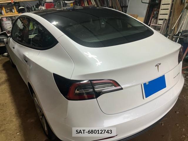 Tesla MODEL 3 2022-03 7729839-5