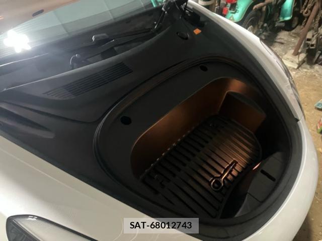 Tesla MODEL 3 2022-03 7729839-6