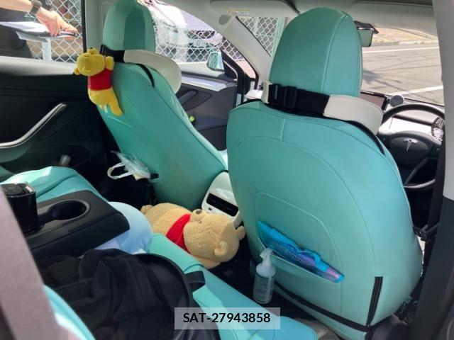 Tesla MODEL 3 2022-06 7729842-9