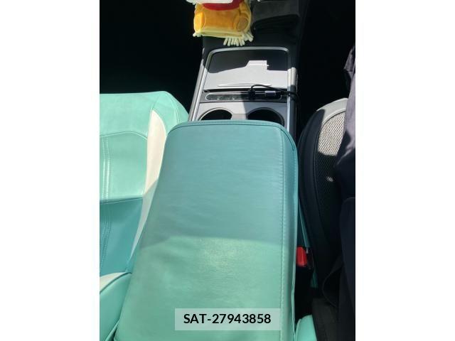Tesla MODEL 3 2022-06 7729842-15