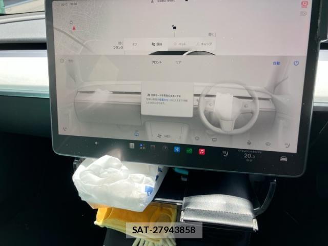 Tesla MODEL 3 2022-06 7729842-17