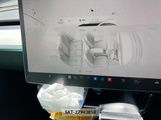 Tesla MODEL 3 2022-06 7729842-18