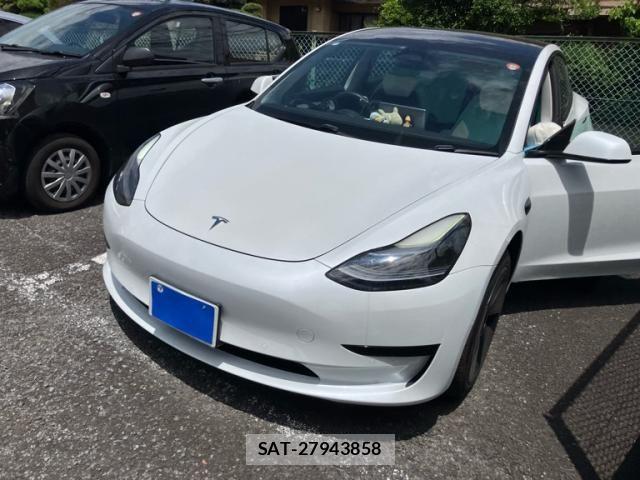 Tesla MODEL 3 2022-06 7729842-1