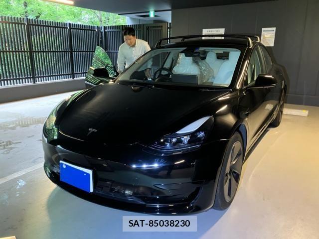 Tesla MODEL 3 2023-07 7729841-2