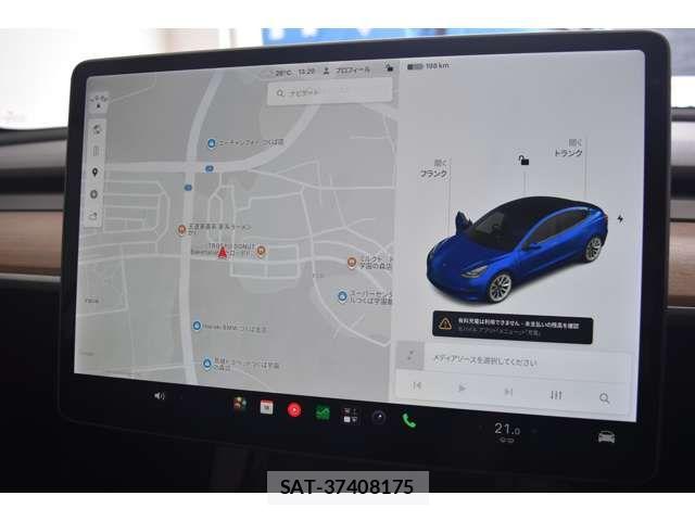 Tesla MODEL 3 2021-12 7729843-5