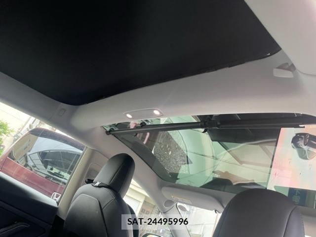Tesla MODEL 3 2023-09 7729838-11