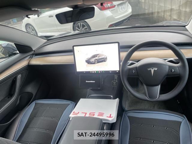 Tesla MODEL 3 2023-09 7729838-12