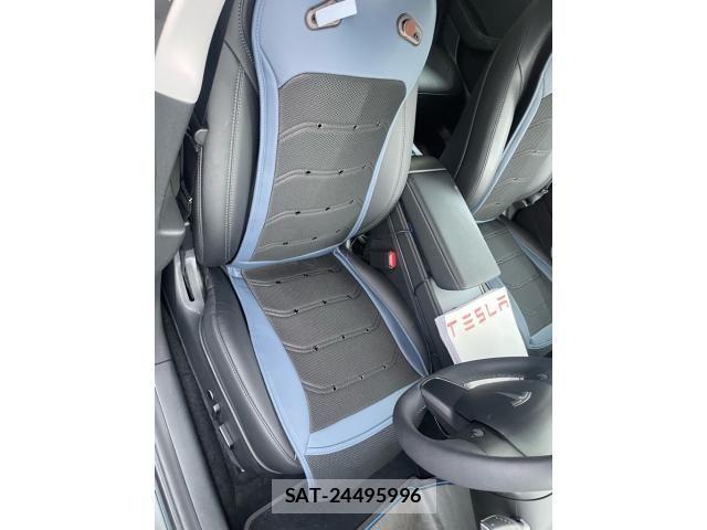 Tesla MODEL 3 2023-09 7729838-14