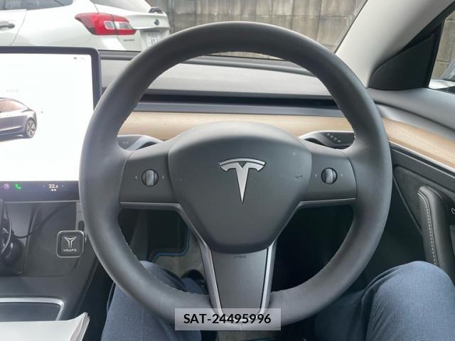 Tesla MODEL 3 2023-09 7729838-16