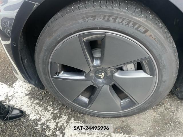 Tesla MODEL 3 2023-09 7729838-3