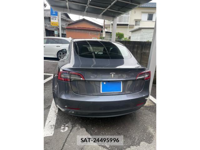 Tesla MODEL 3 2023-09 7729838-5