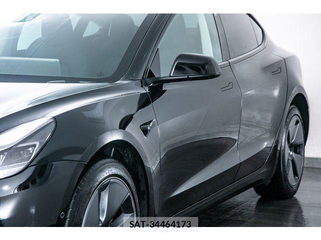 Tesla MODEL 3 2022-06 7729840-16