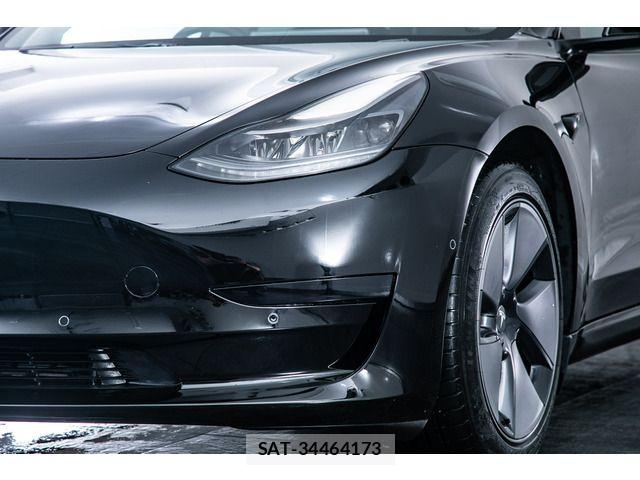 Tesla MODEL 3 2022-06 7729840-17