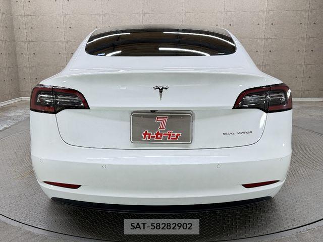 Tesla MODEL 3 2021-05 7789869-11