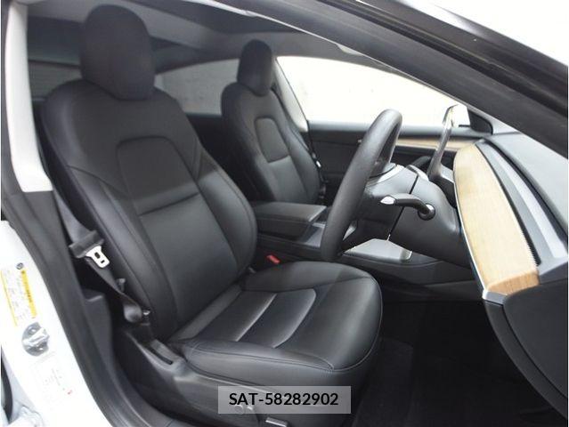 Tesla MODEL 3 2021-05 7789869-3