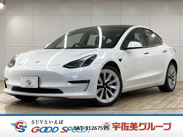 Tesla MODEL 3 2022-06 7789870-0
