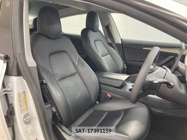 Tesla MODEL 3 2021-05 7789868-11