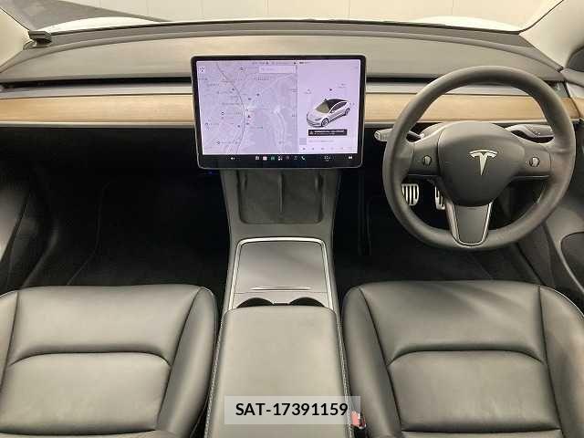 Tesla MODEL 3 2021-05 7789868-2
