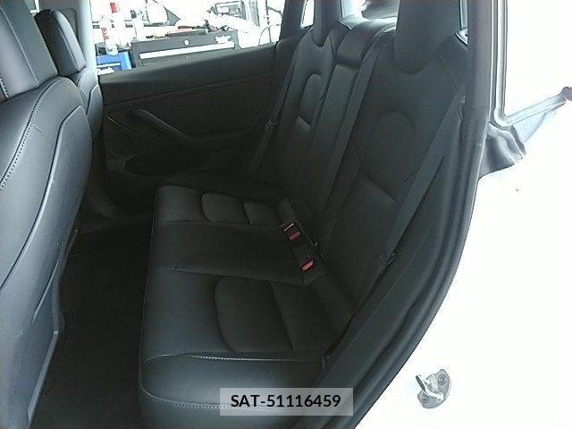 Tesla MODEL 3 2023-08 7880047-12