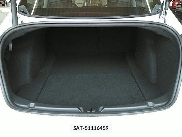Tesla MODEL 3 2023-08 7880047-13