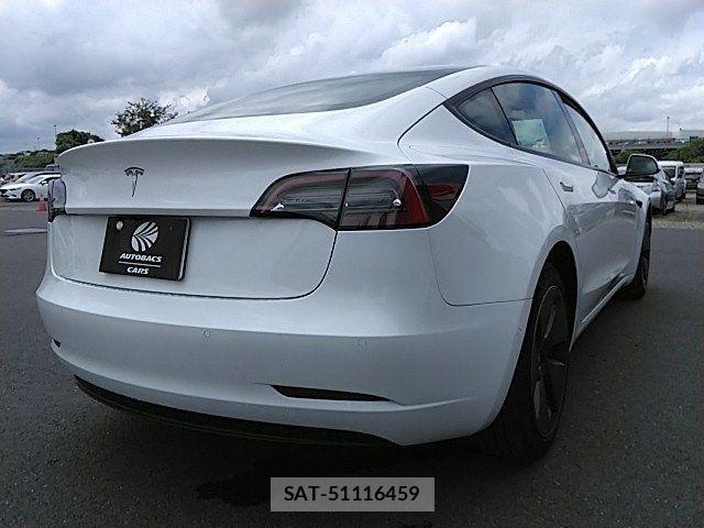 Tesla MODEL 3 2023-08 7880047-2