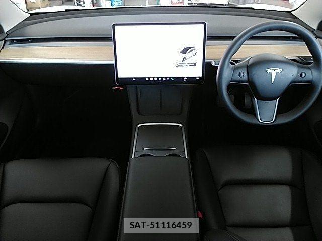 Tesla MODEL 3 2023-08 7880047-8