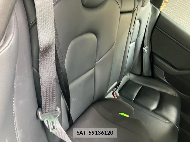 Tesla MODEL 3 2020-09 7880049-10