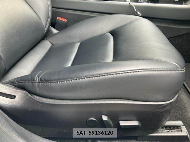 Tesla MODEL 3 2020-09 7880049-12