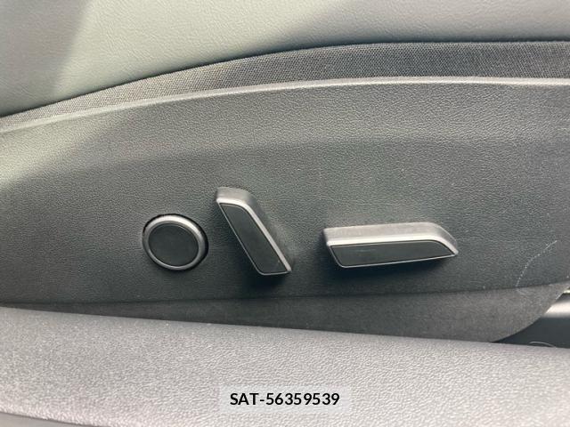 Tesla MODEL 3 2021-12 7880054-15