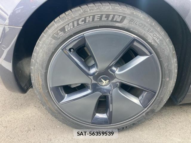 Tesla MODEL 3 2021-12 7880054-7