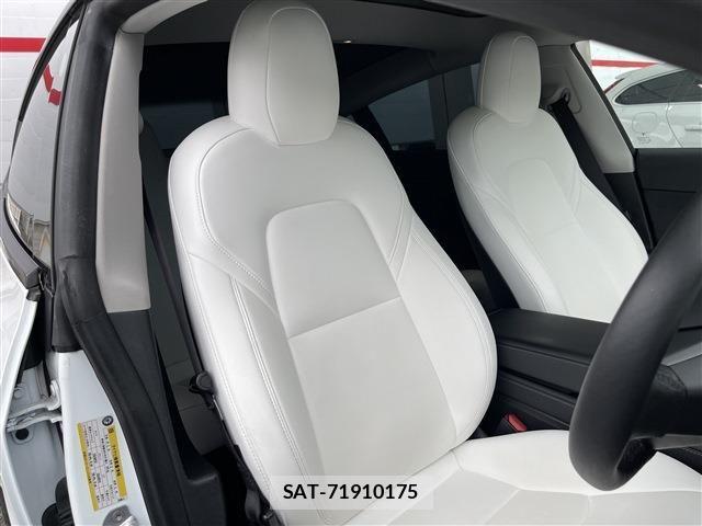 Tesla MODEL 3 2021-03 7880048-13