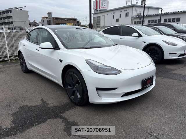 Tesla MODEL 3 2023-08 7880046-2