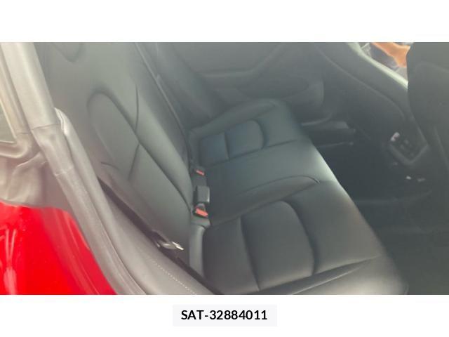 Tesla MODEL 3 2020-12 7880053-11