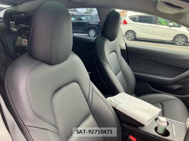 Tesla MODEL 3 2020-12 7964129-14