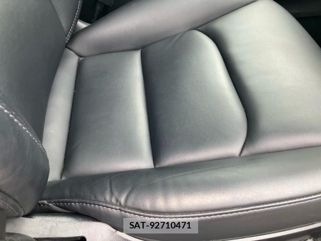 Tesla MODEL 3 2020-12 7964129-17