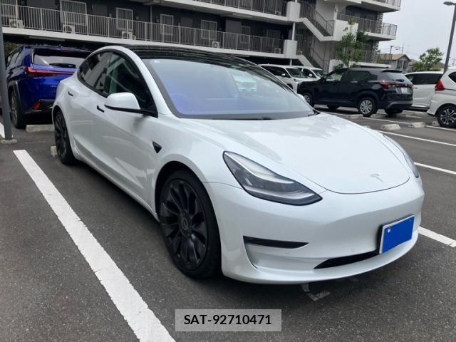 Tesla MODEL 3 2020-12 7964129-1