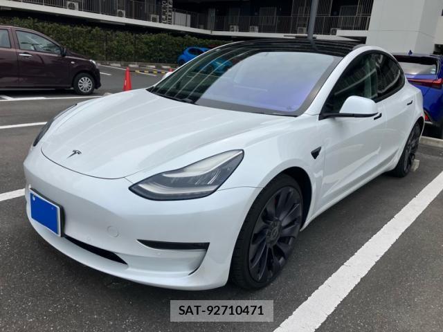 Tesla MODEL 3 2020-12 7964129-2